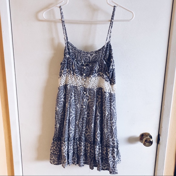 🍃paisley lace dress - Picture 3 of 3